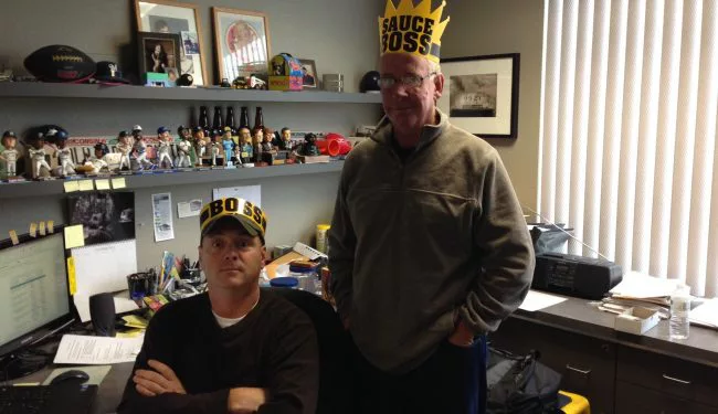 016d25569b9089c42126c34cb083b090cc5e089b3d-1.jpg Photo of two Creative Design Network employees.